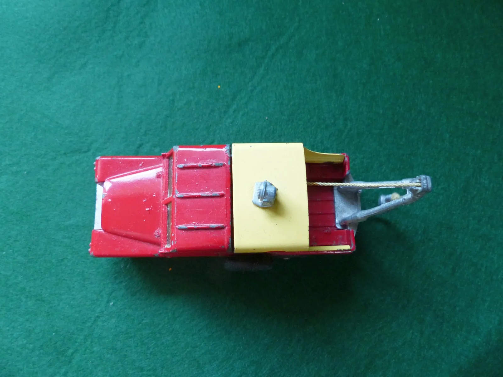 417S Land Rover Breakdown Truck with Type 1 Jib