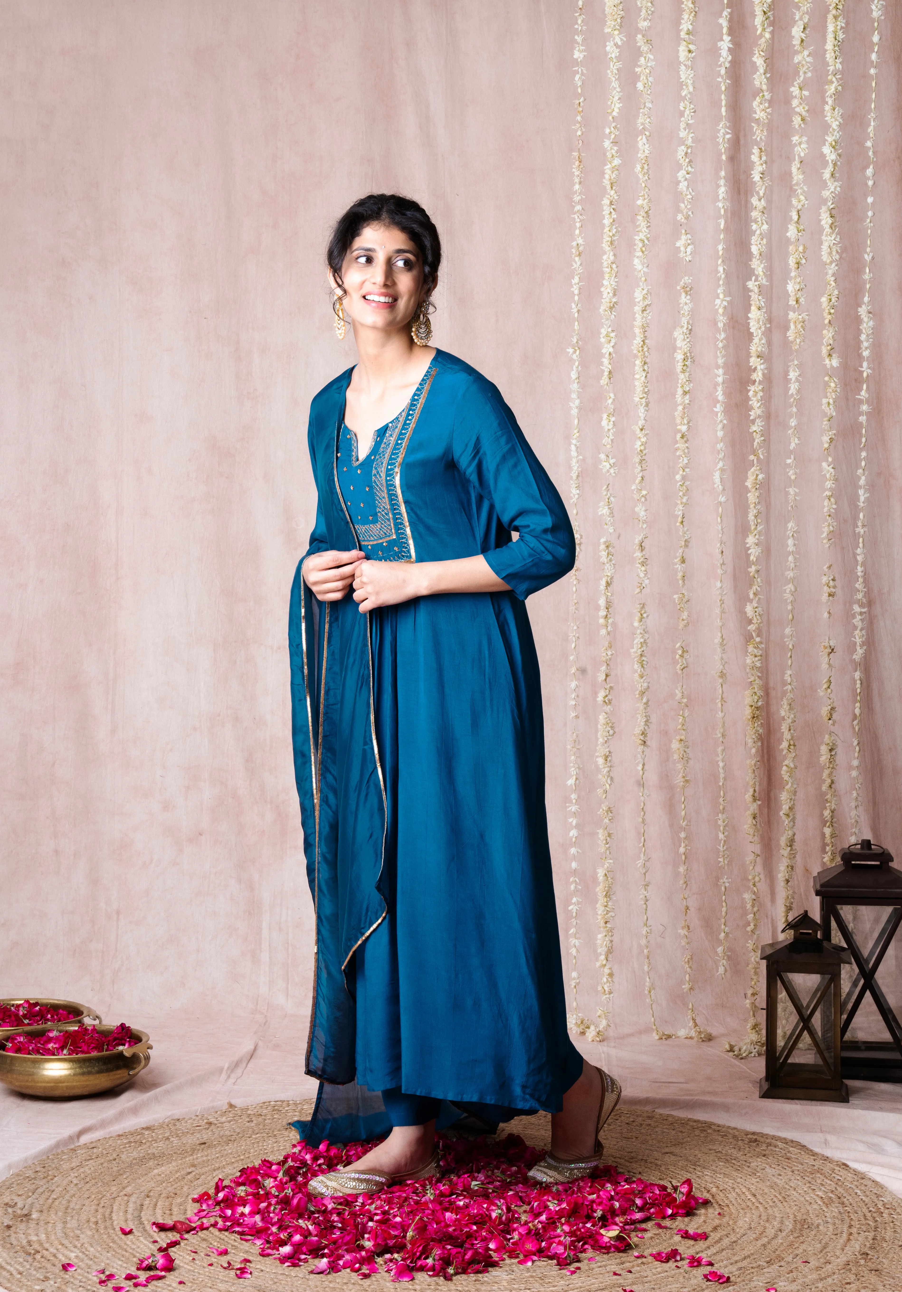 Bhargavi Teal Blue Muslin Suit Set