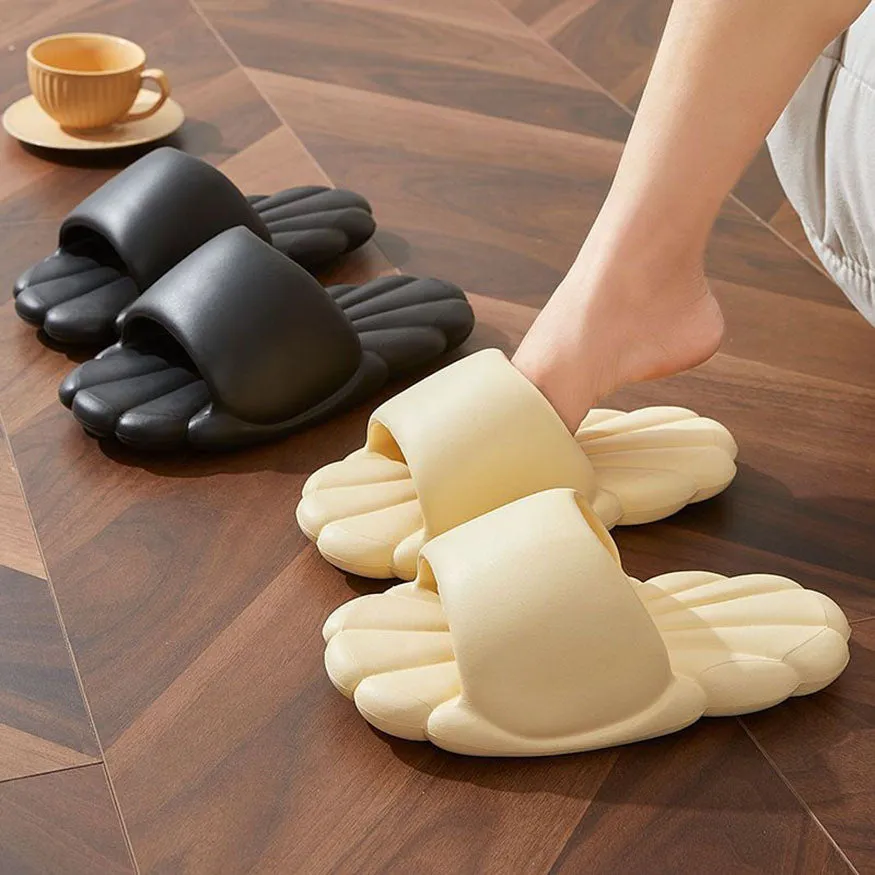 Chic Shell Shaped Slides