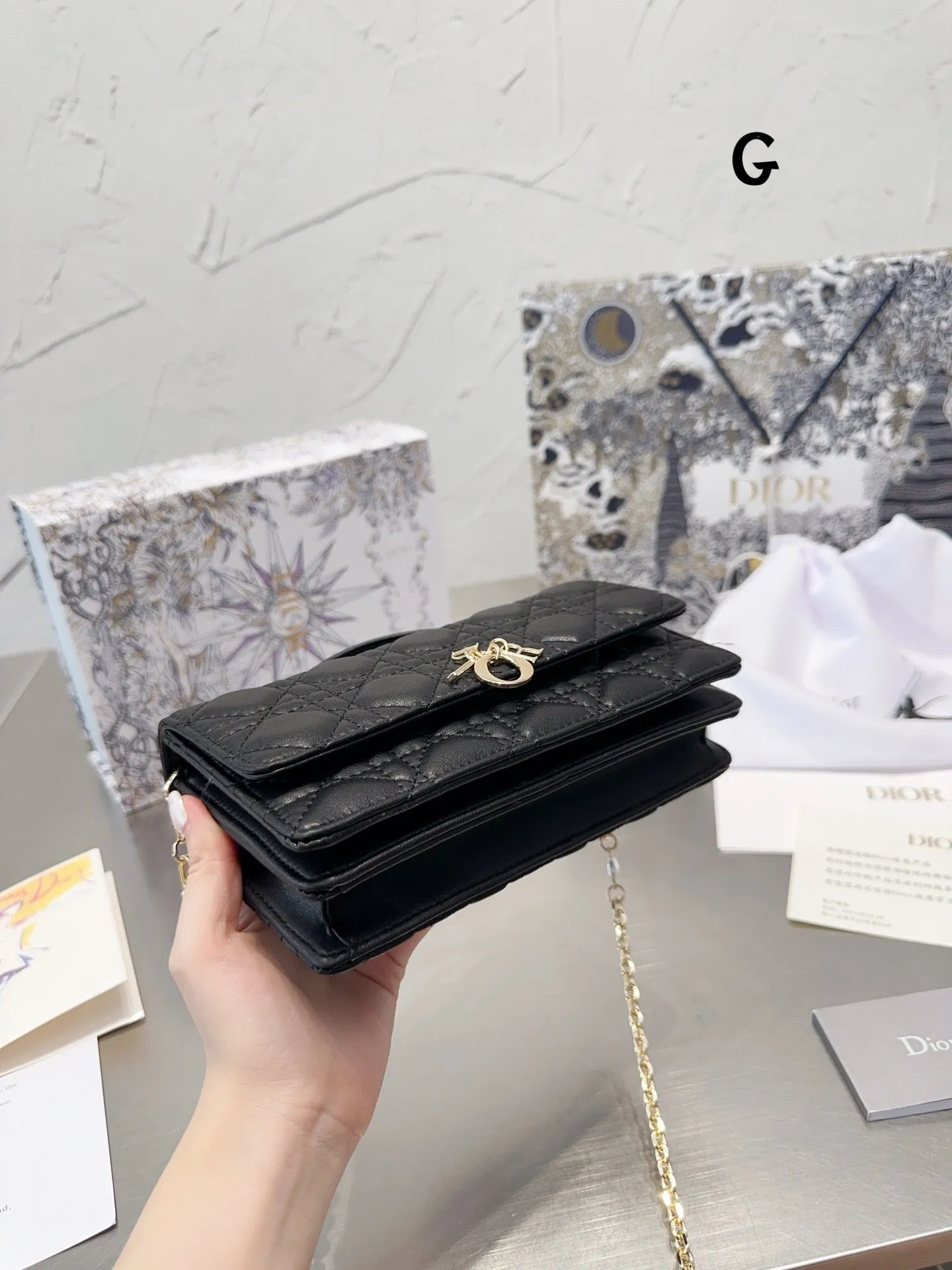 DR299 Miss Dior Mini Bag /  8.5 x 4.5 x 2 inches